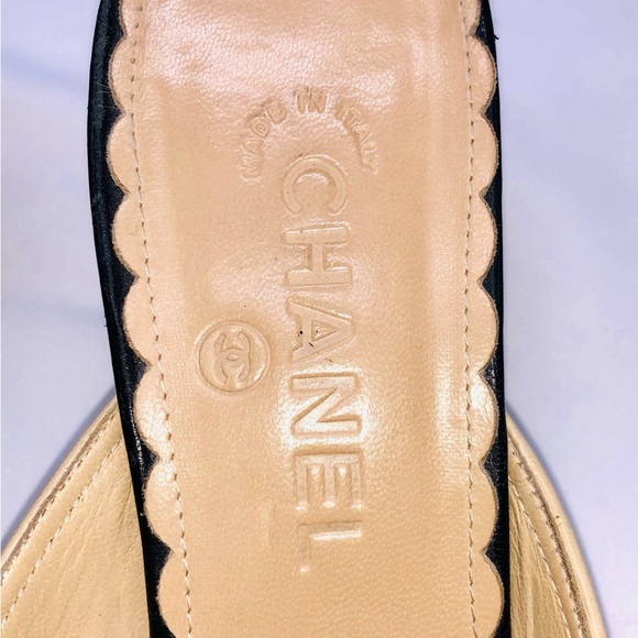 Chanel size 40.5 vintage Black and Tan Mules - Picture 6 of 13